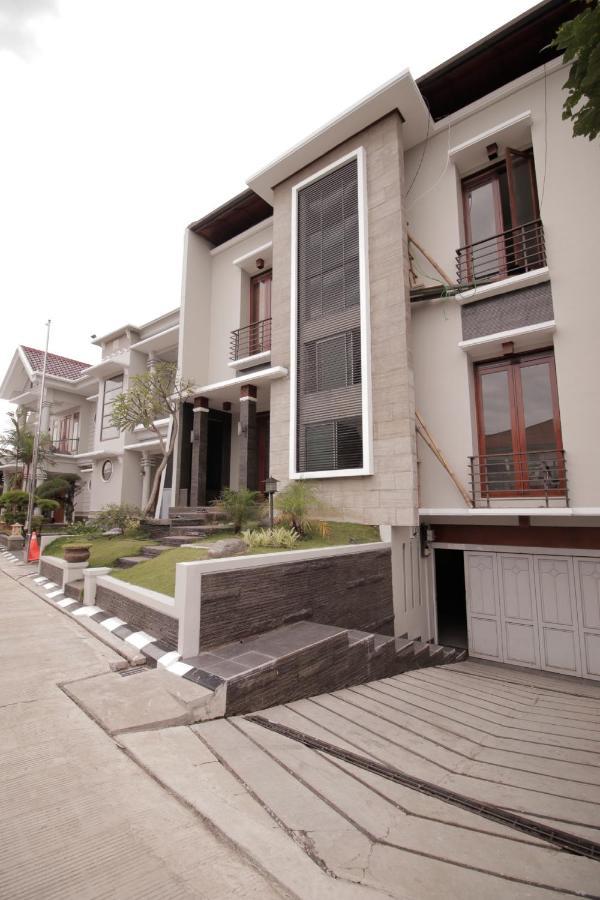 Stay Inn Pasteur Bandung, Husein Sastranegara Airport Екстер'єр фото